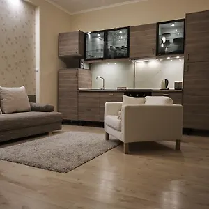 Appartamento Károlyi Garden | Hostaid